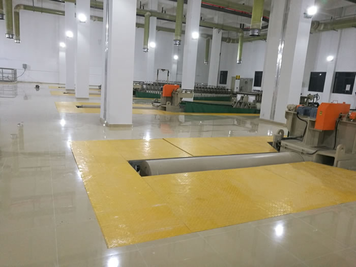 我司圓滿完成廣東深圳福田污水處理廠玻璃鋼格柵、蓋板安裝工程